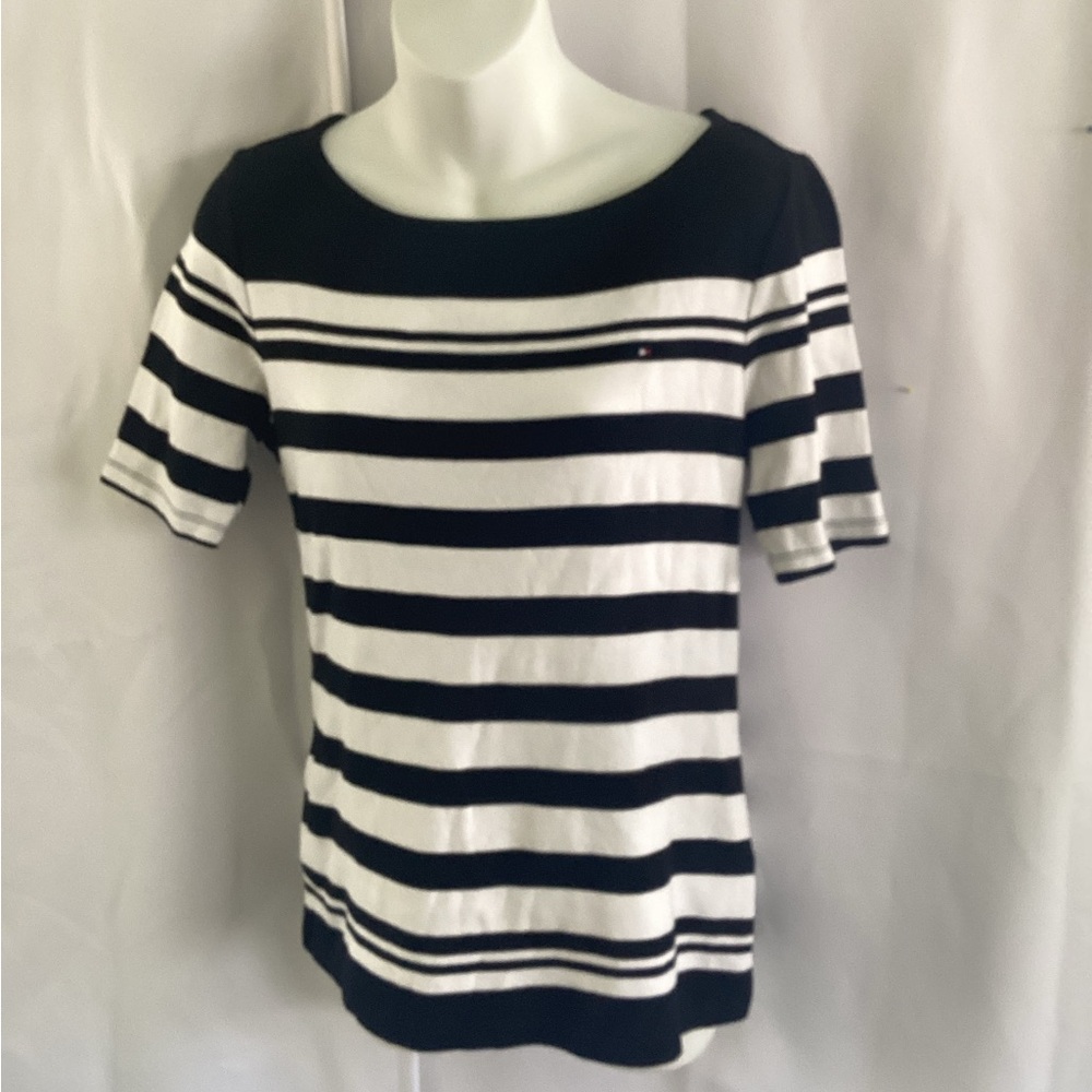 Tommy Hilfiger Blue and Black Fitted Short Sleeve Tee